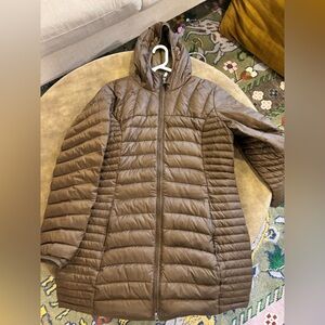 Eddie Bauer Women's L Puffer Coat